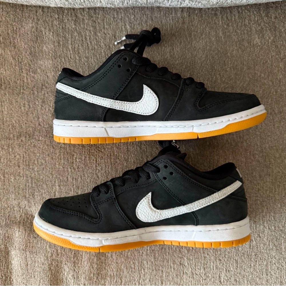 Nike dunk low SB black gum - Picture 2 of 5